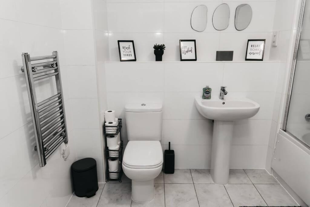 Stunning Modern Heart Of The City Apartment Sheffield Ngoại thất bức ảnh